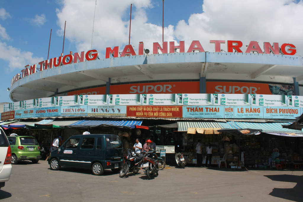 Nha Trang lagoon market