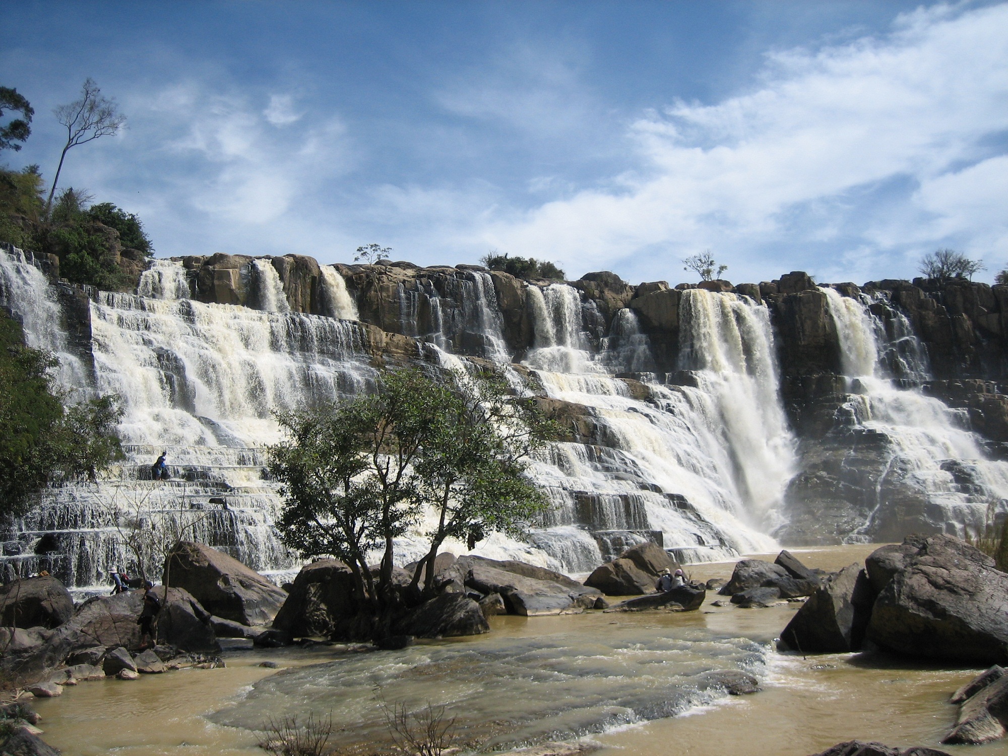 Pongour Dalat waterfall