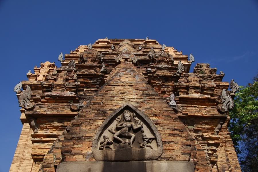 Ponagar tower in Nha Trang