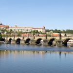 Hành trình 12 ngày khám phá Đông Âu - Cầu Charles - Prague
