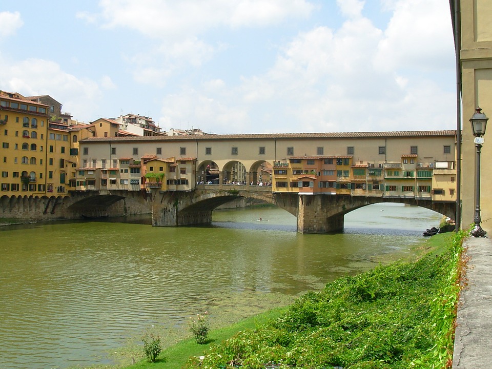 Kinh nghiệm du lịch Florence - Sông Arno