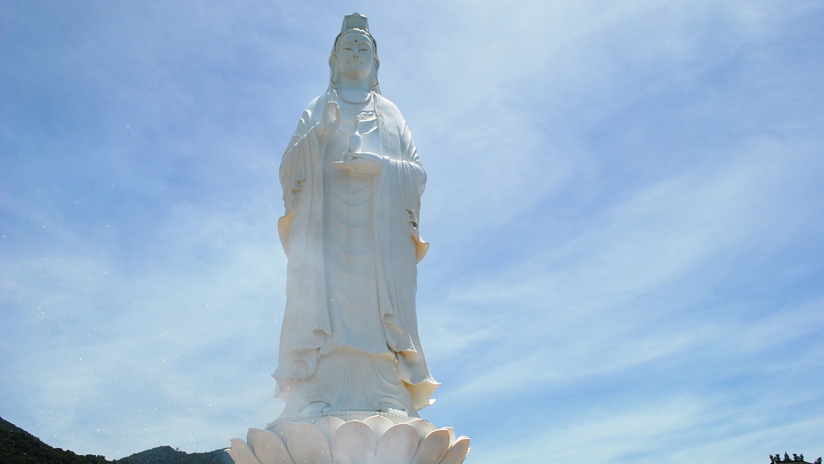 Tour Đà Nẵng - Sơn Trà - Hội An - Cù lao Chàm - Bà Nà 4N3Đ - Tượng Phật Chùa Linh Ứng