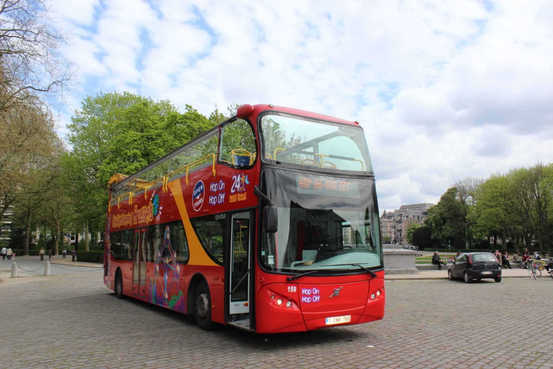 Kinh nghiệm du lịch Bỉ - Xe bus tại Bỉ