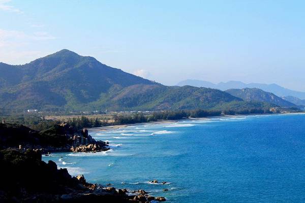 Self-Sufficient Nha Trang Travel Experience: A Pocket Guide From A to Z