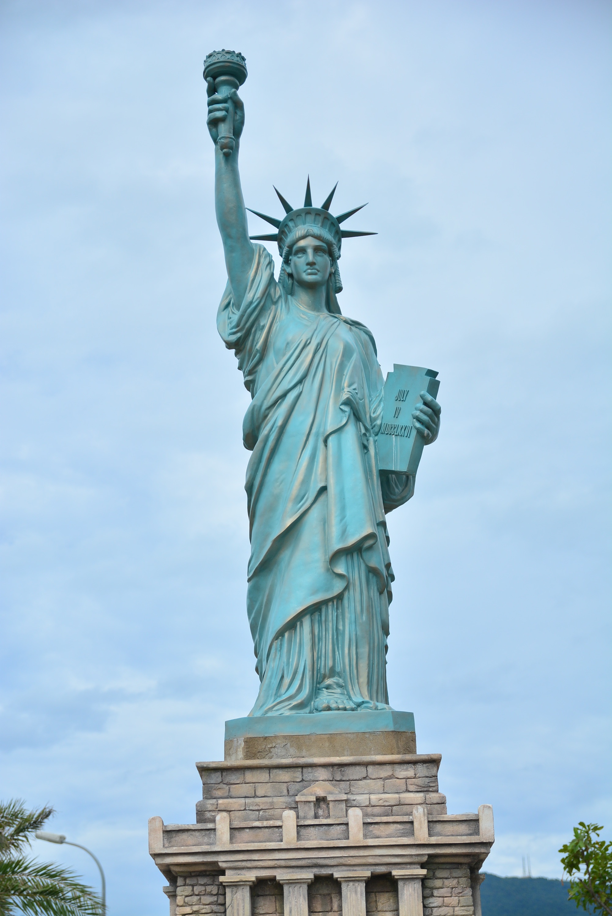 Công viên Kỳ quan thế giới Đà Nẵng - Bức tượng Nữ thần tự do