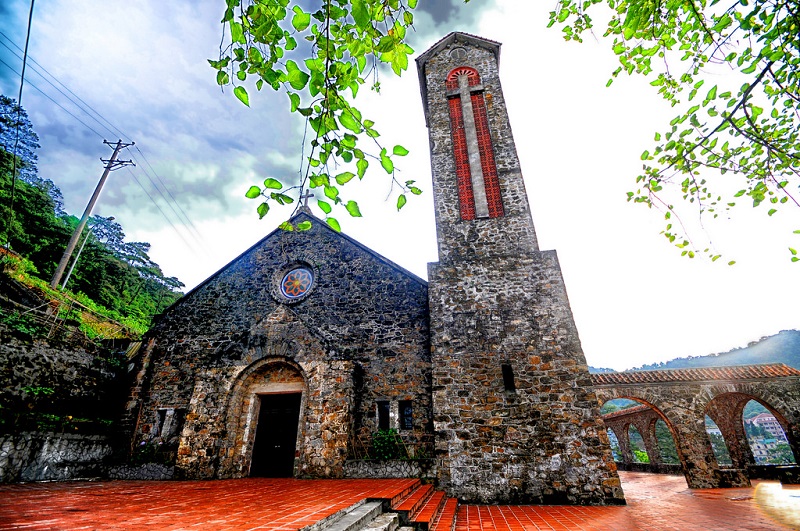 Kinh nghiệm du lịch Tam Đảo - Nhà thờ cổ Tam Đảo