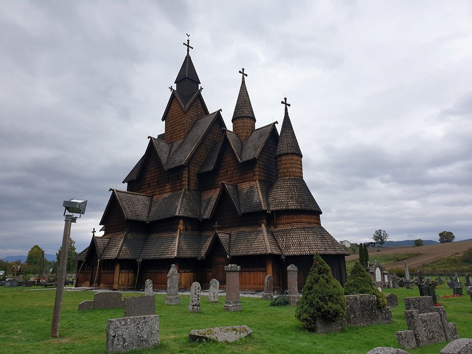 Nhà thờ của dân Viking - Cực quang tại Na Uy