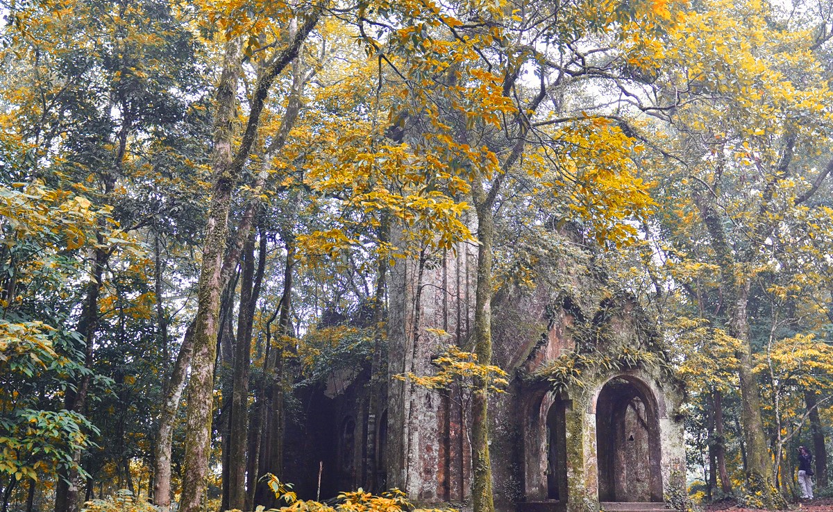 Nhà thờ cổ Ba Vì - Điểm đến gần Hà Nội
