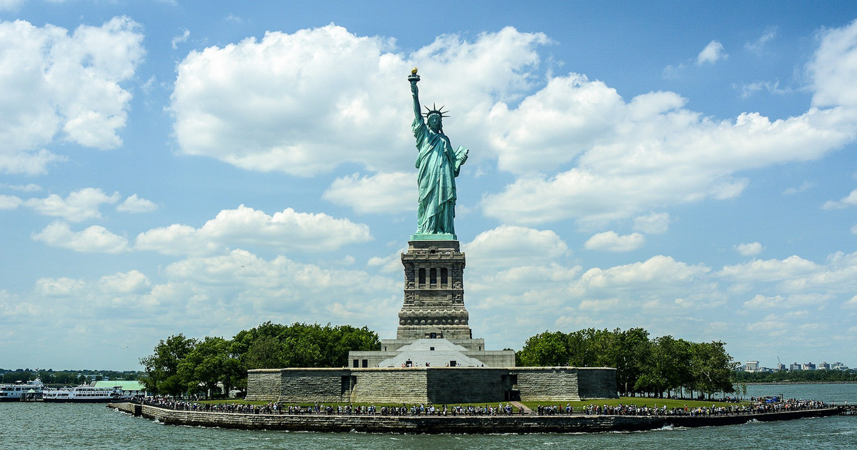Tượng Nữ thần Tự do - Du lịch Mỹ Tết 2019