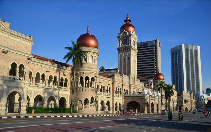 Quảng trường Merdeka - Quảng trường độc lập tráng lệ của Malaysia - FOCUS  ASIA TRAVEL