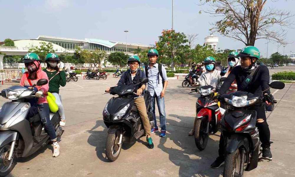 Motorcycle rental service in Da Nang