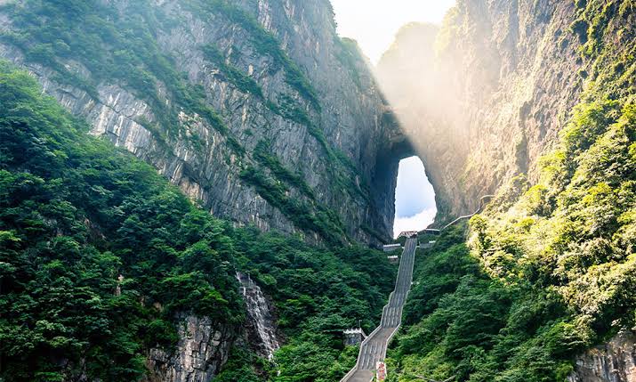 Tour TP Hồ Chí Minh - Trương Gia Giới - Phượng Hoàng Cổ Trấn 6N5Đ - Ảnh 13