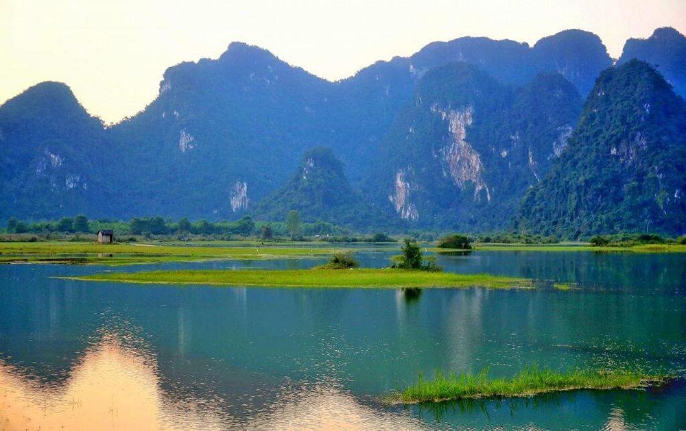 Where to go to Quang Binh in the morning?