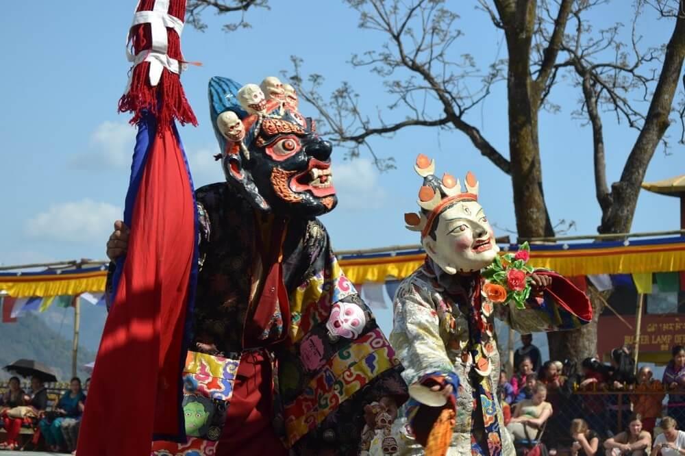 Dạo vòng quanh xem lễ hội đón năm mới của người châu Á