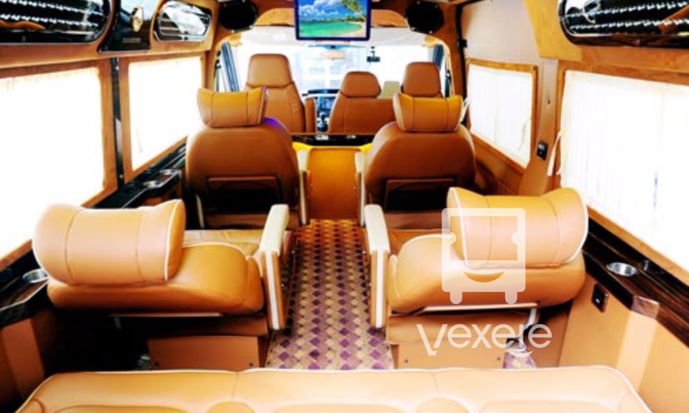 xe limousine đi Đà Lạt - Thịnh Phát