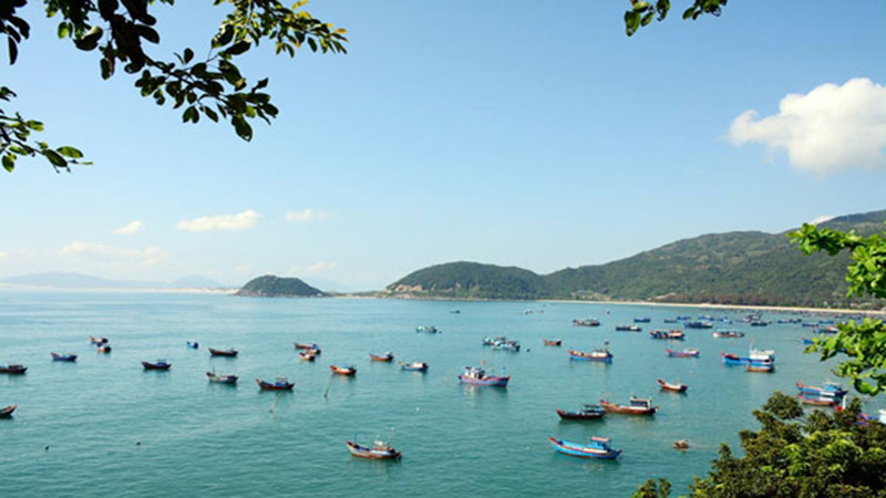 bãi biển nổi tiếng nha trang