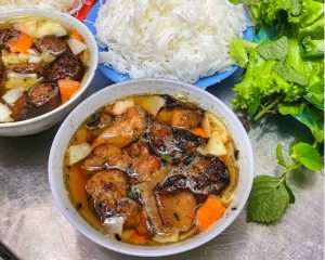 món ăn ngon ngõ chợ Đồng Xuân trong ẩm thực Hà Nội