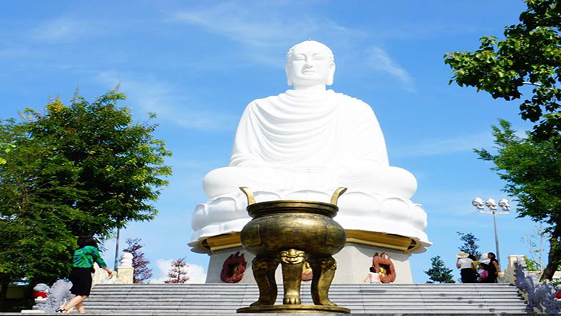 The largest outdoor Buddha statue in Vietnam