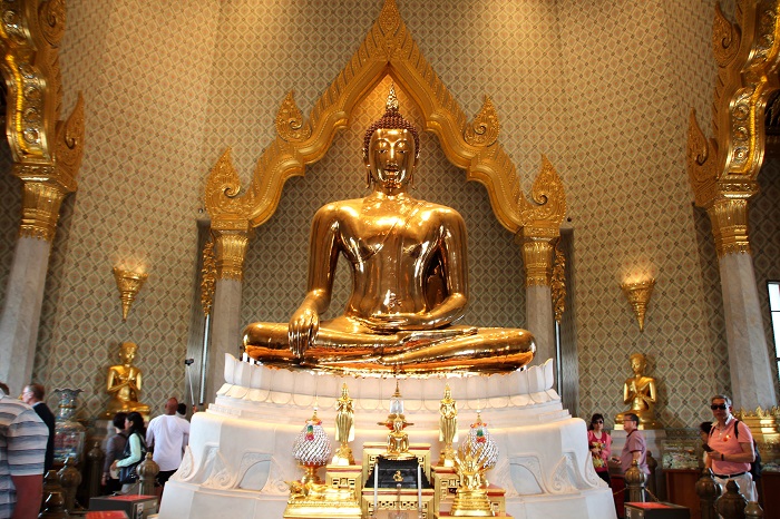 du lịch bangkok chùa vàng