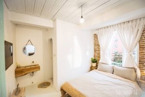 Phòng sunshine tại lacasa homestay Đà Lạt