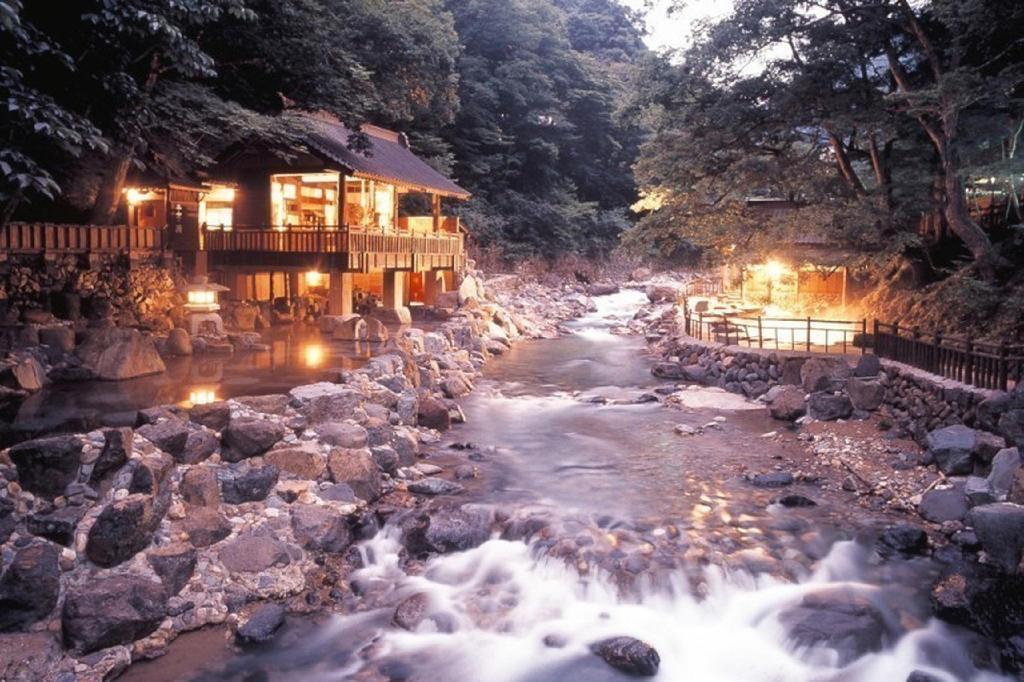 địa điểm nổi tiếng du lịch Nhật Bản