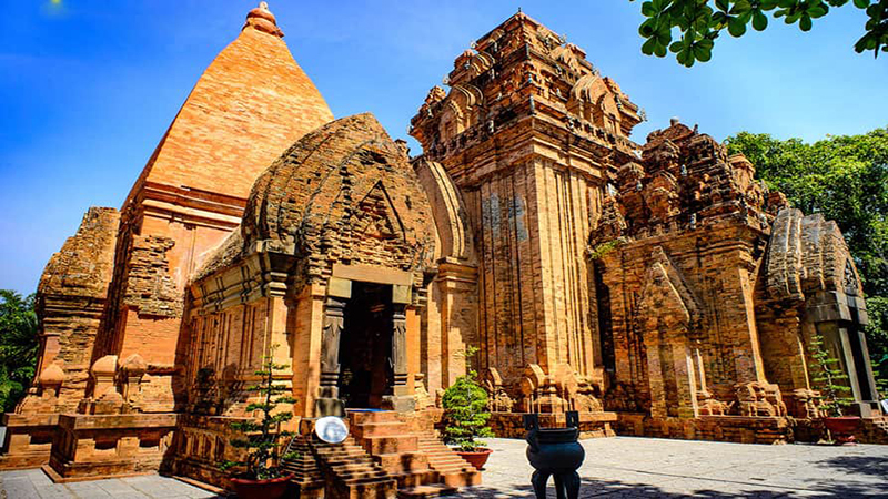 Cham Tower Nha Trang A Testament For The Brilliant Golden Period