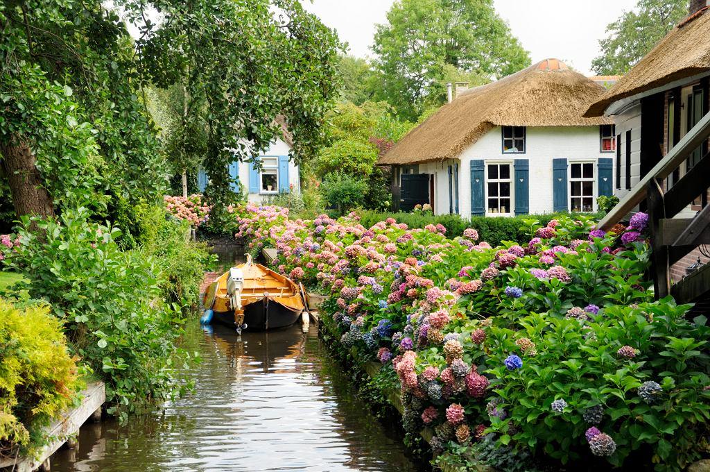 ngôi làng nổi tiếng tại Hà lan