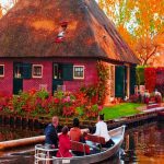 Ghé thăm ngôi làng cổ tích Giethoorn tại đất nước Hà Lan