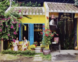 Quán cà phê Hội An Mystery cho khách mặc áo dài miễn phí ở Sài Gòn