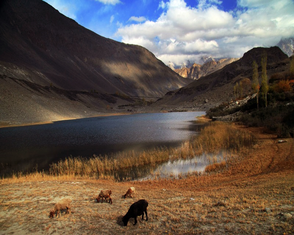 những hồ nước đẹp nhất Pakistan