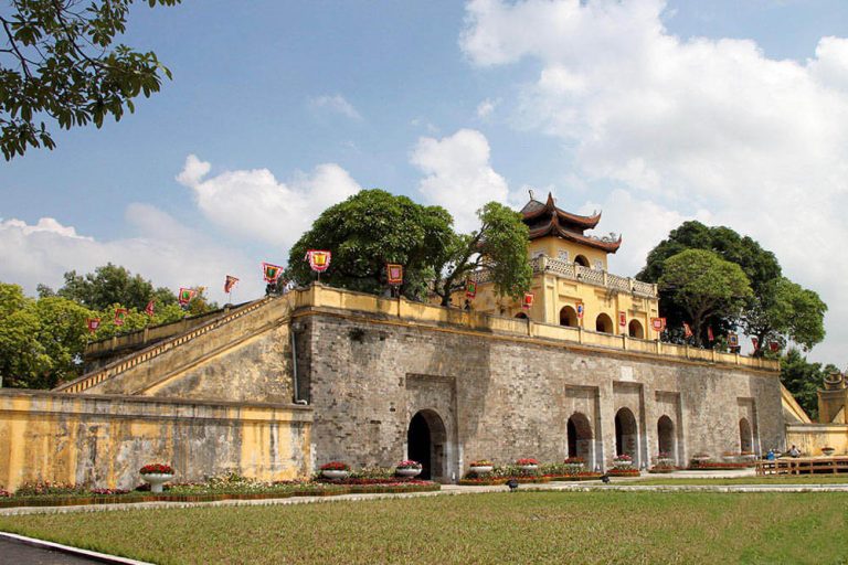 visit historical sites of Hanoi