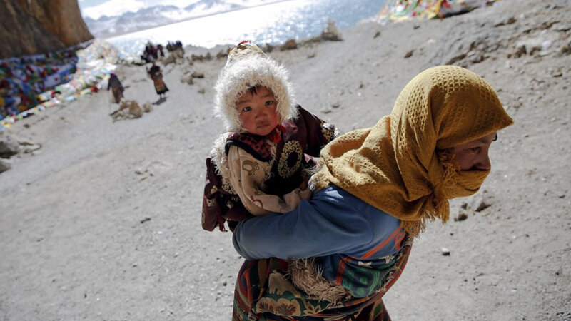 những đứa trẻ ở Tây Tạng