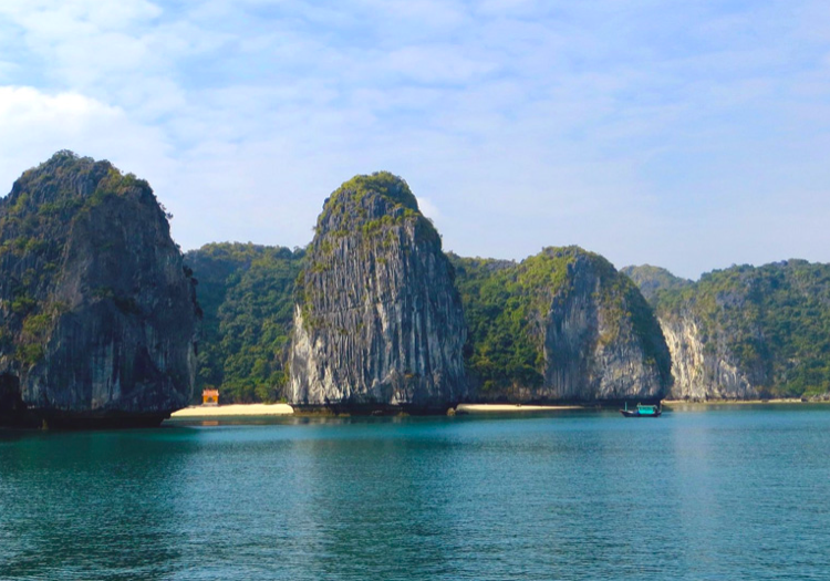 Vịnh Lan Hạ thuộc top vịnh đẹp nhất thế giới