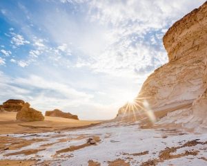 Du ngoạn kỳ quan thiên nhiên sa mạc Trắng tại Ai Cập