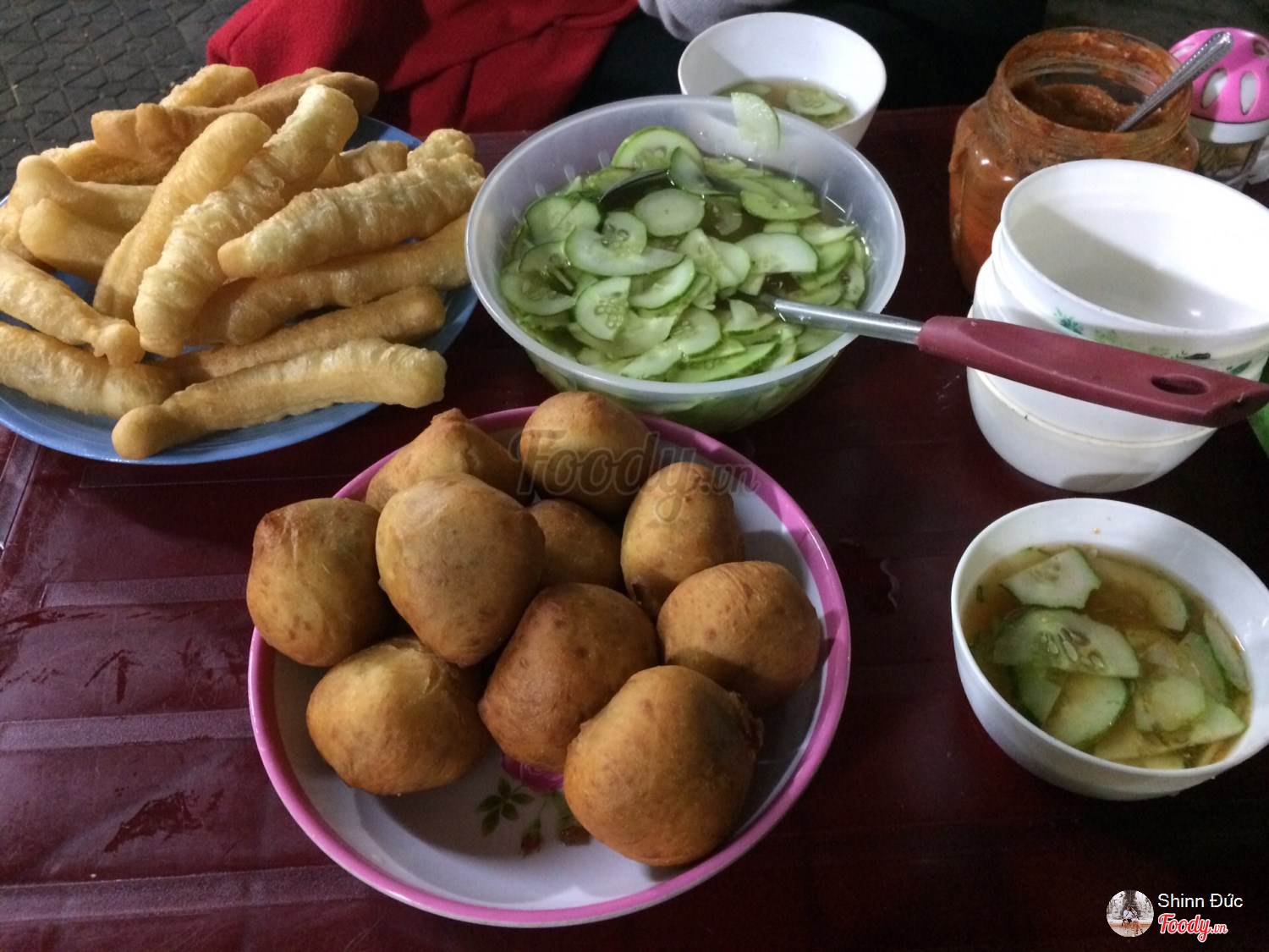 Snacks on Tran Phu street