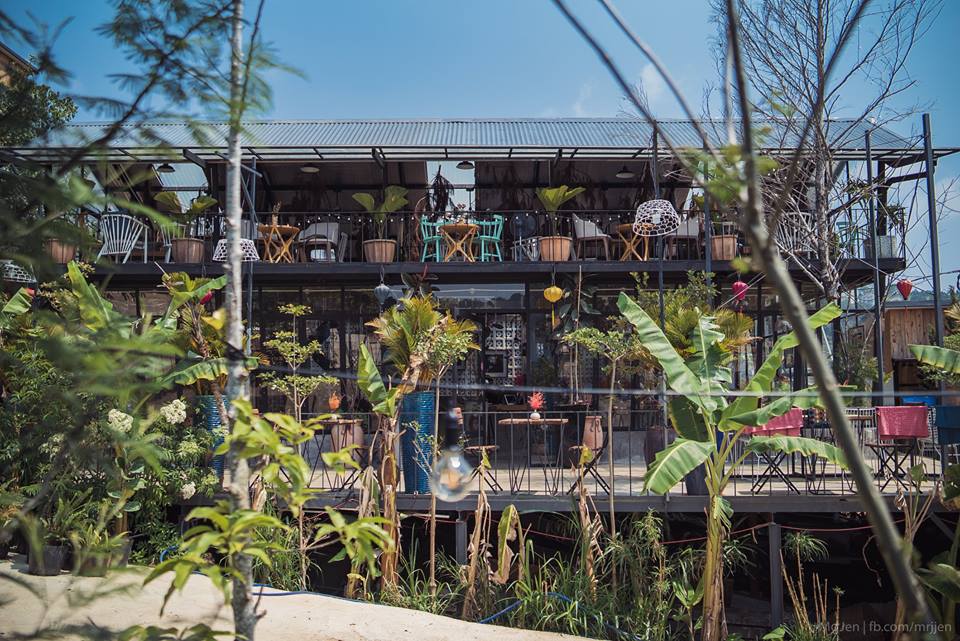 Quán cà phê ở Lalaland là địa điểm lí tưởng cho các bạn trẻ sống ảo do có decor khá độc đáo và bắt mắt
