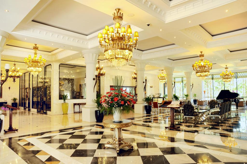 Lobby of Dalat Edensee Lake Resort & Spa hotel