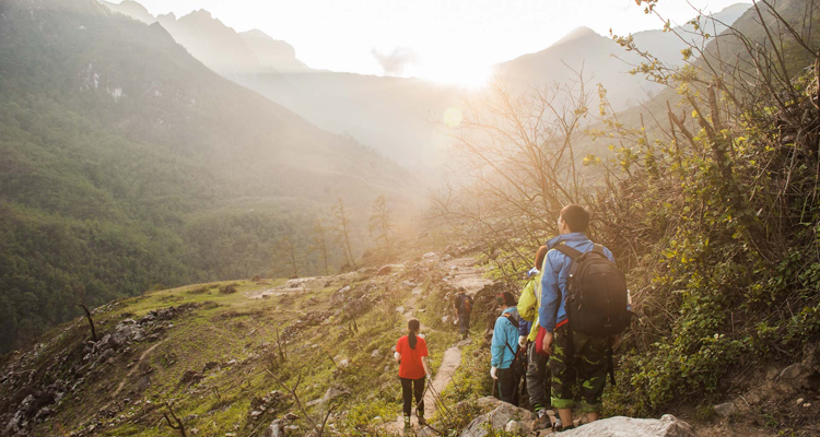 Nếu có điều kiện, bạn nên trekking Tả Liên Sơn vào tháng 9, tháng 10