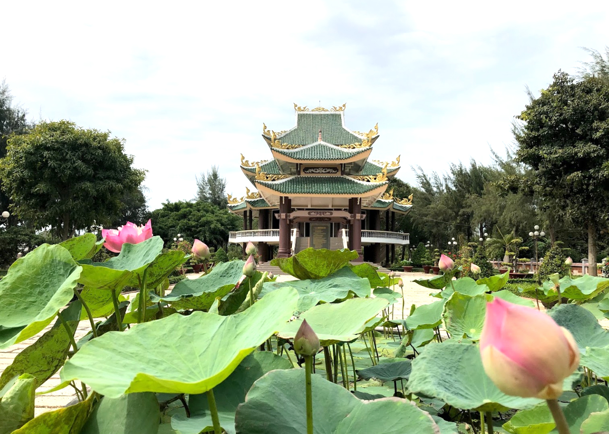 Tomb of Nguyen Dinh Chieu