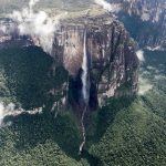 Khám phá thác nước cao nhất thế giới Angel