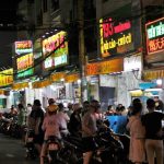 Phố sủi cảo lớn nhất Sài Gòn tấp nập trở lại sau dịch
