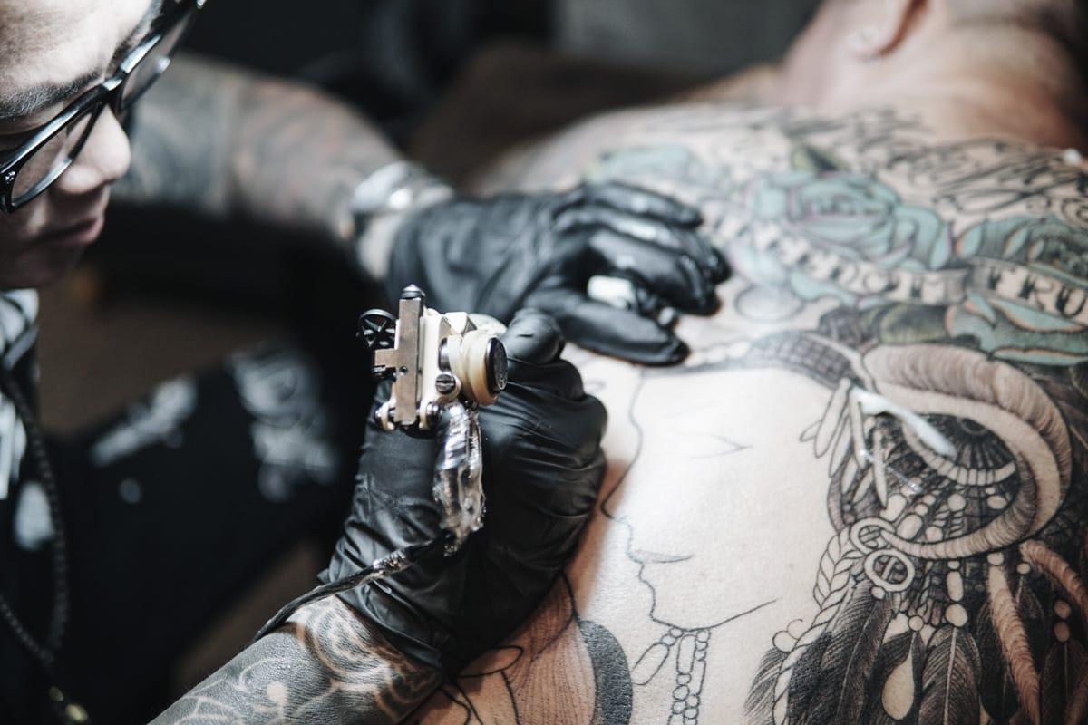Tattoo nghĩa là gì Định Nghĩa Ví Dụ trong Tiếng Anh