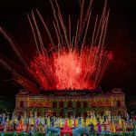 Điện Kiến Trung lung linh trong đêm khai mạc Festival Huế