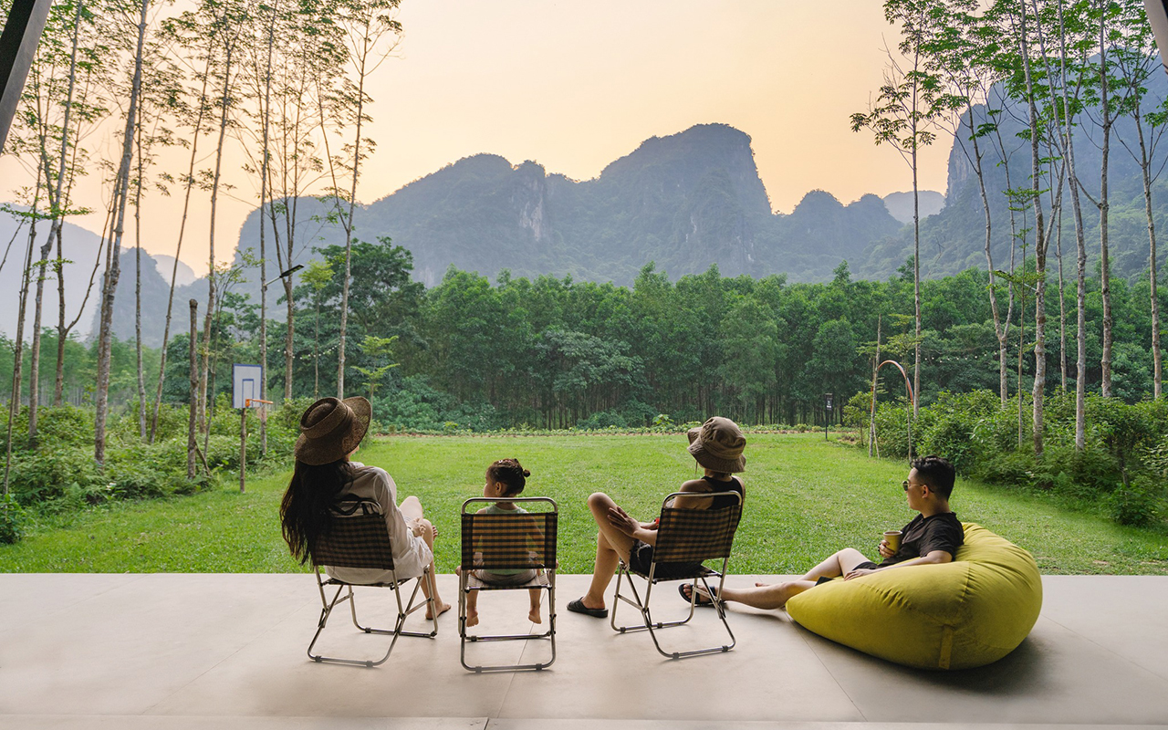 Khu cắm trại Blue Diamond Camp.