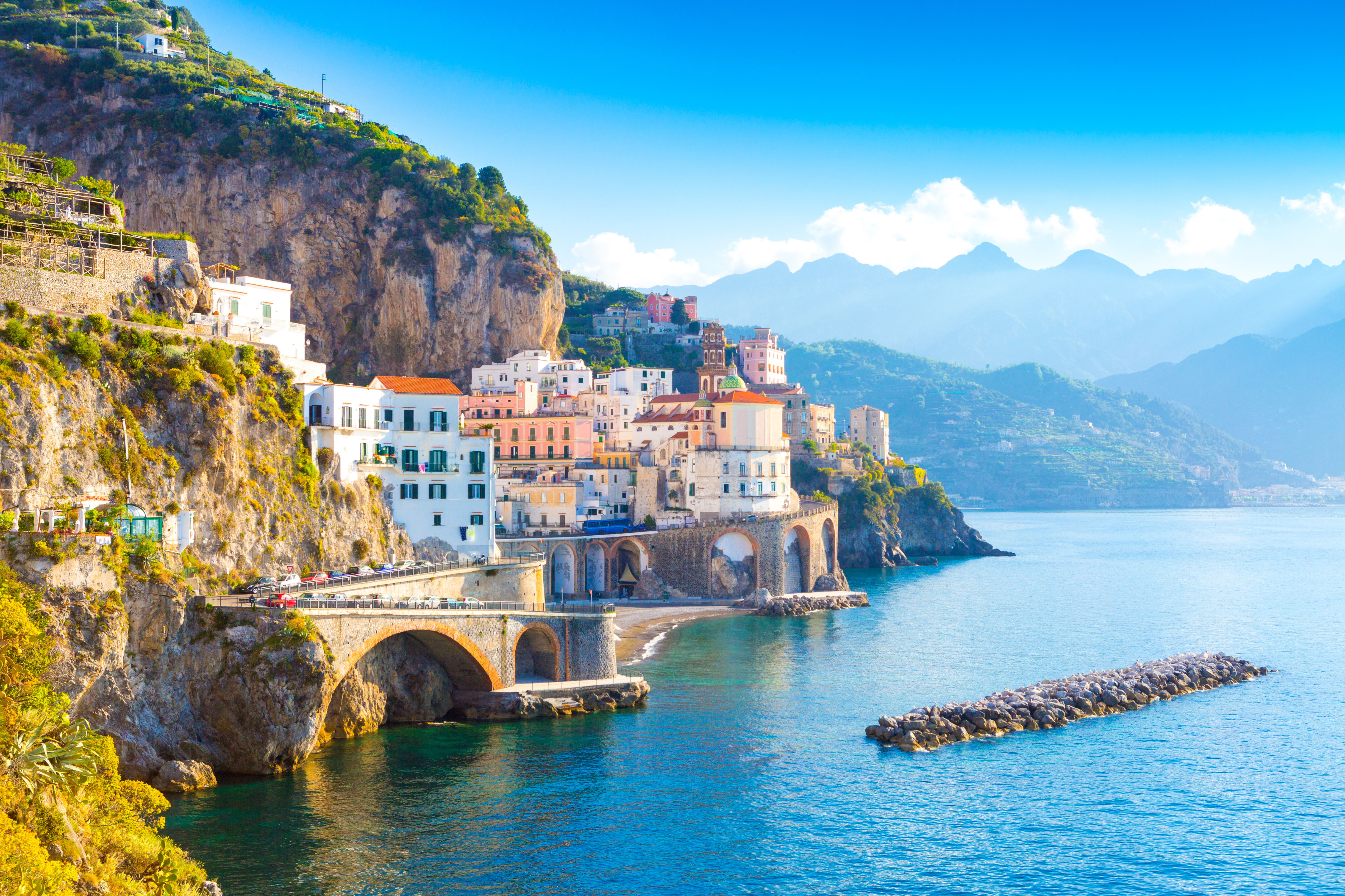 Amalfi: Thành Phố Bờ Biển Đẹp Nhất Ý (Nguồn ảnh: Sưu tầm)