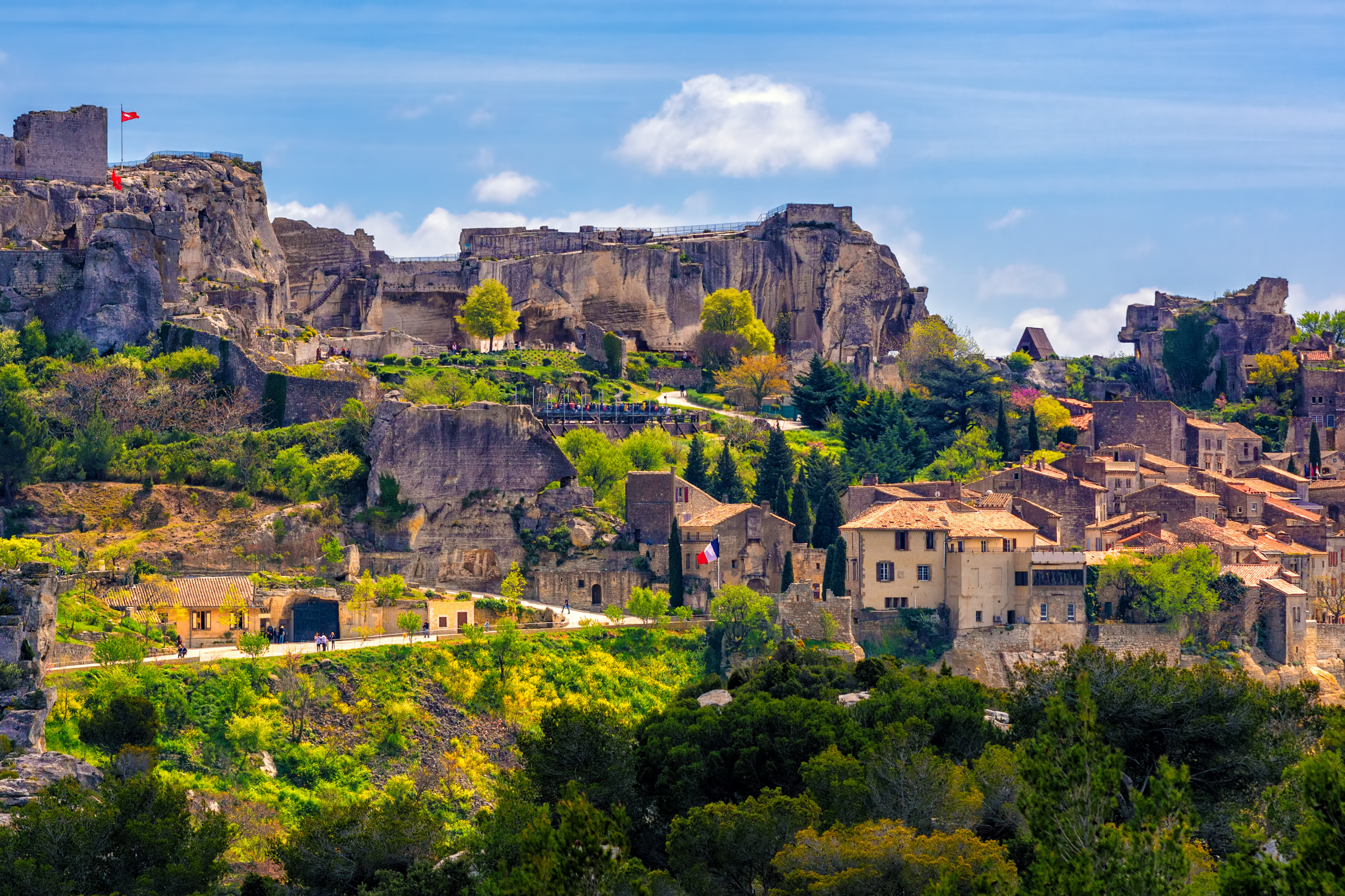 Les Baux-de-Provence: Ngôi Làng Đá Trên Vách Núi (Nguồn ảnh: Sưu tầm)