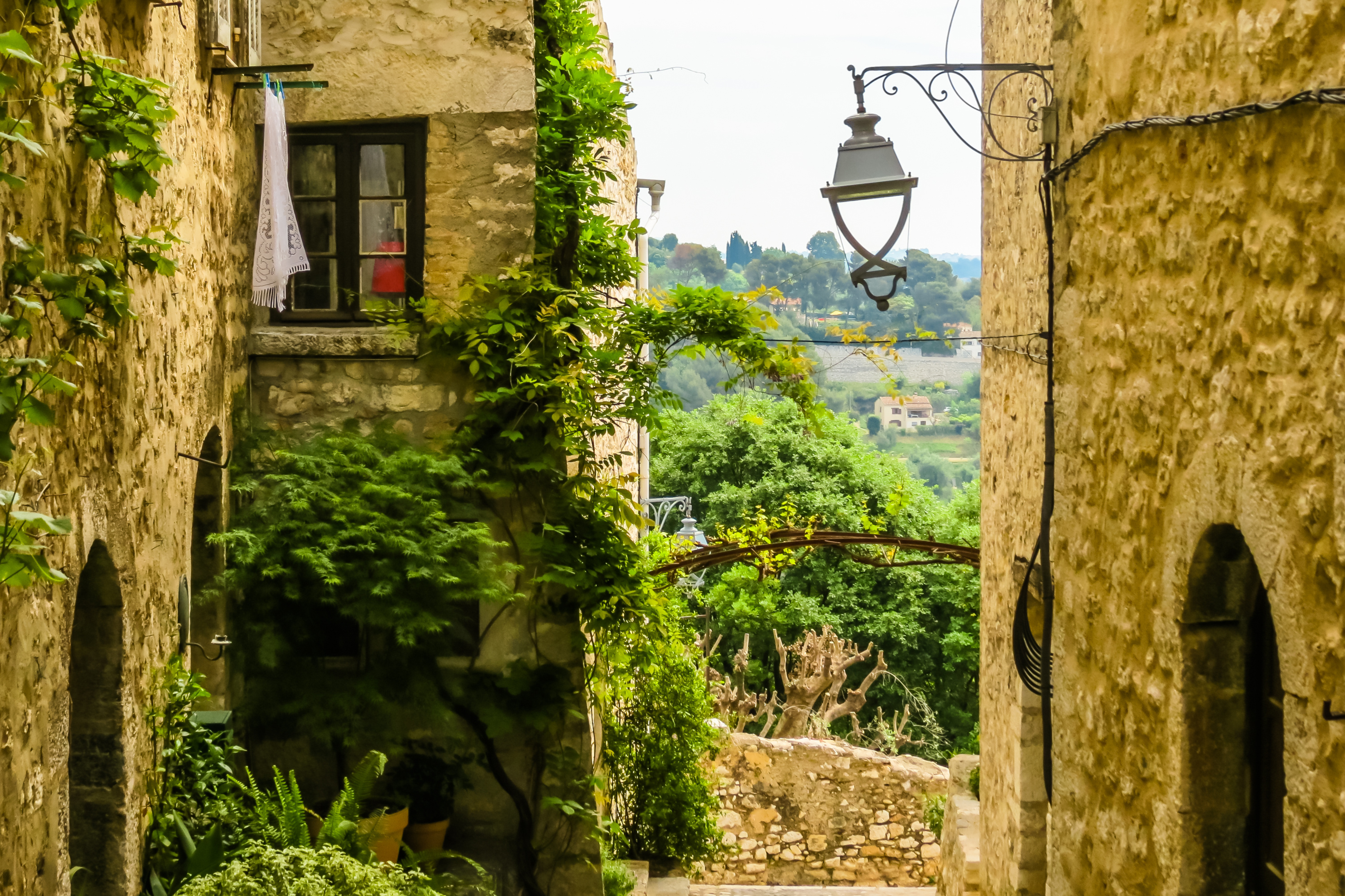 Làng Nghệ Thuật Saint-Paul-de-Vence (Nguồn ảnh: Sưu tầm)