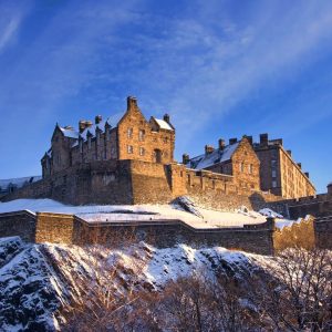 Khám Phá Các Thành Phố Lịch Sử Ở Scotland Mùa Đông