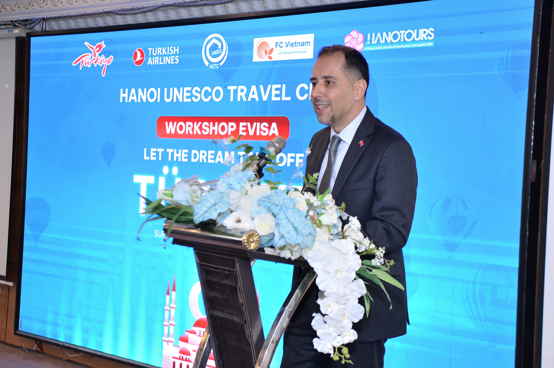 Thổ Nhĩ Kỳ chính thức cấp e-visa cho khách Việt Nam từ 1/9/2025, xử lý hồ sơ trong vài tiếng