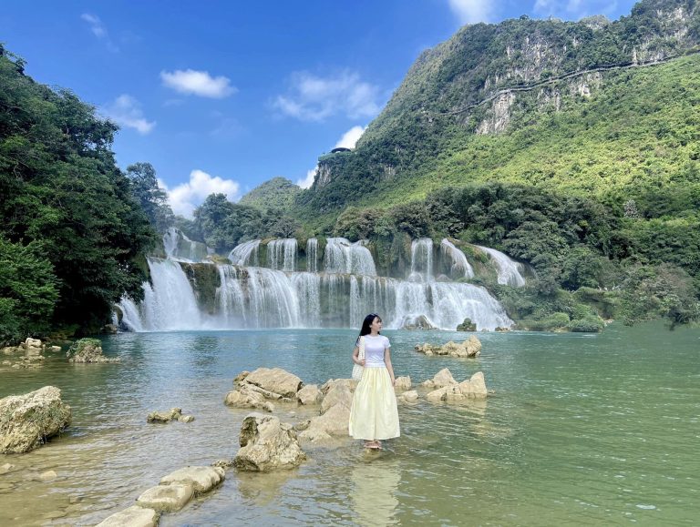 Liên tuyến Đông Tây Bắc 7N6Đ: Sapa - Hà Giang - Cao Bằng - Hồ Ba Bể
